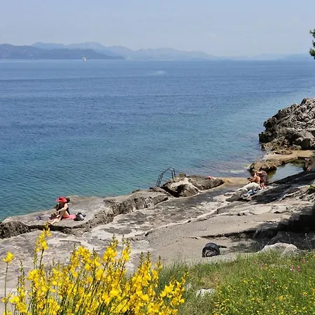 Twin 10422b Πανσιόν Trpanj