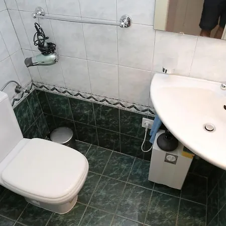 Twin 10422b 3* Trpanj