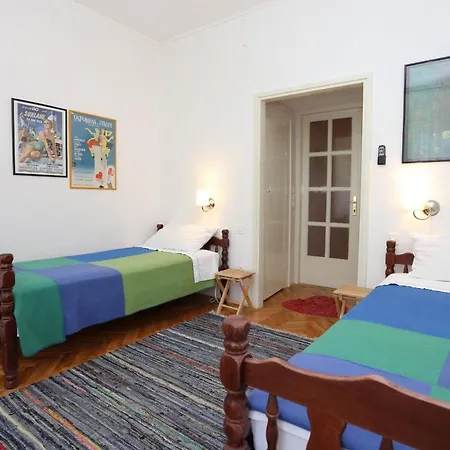 Twin 10422b Pensionat Trpanj